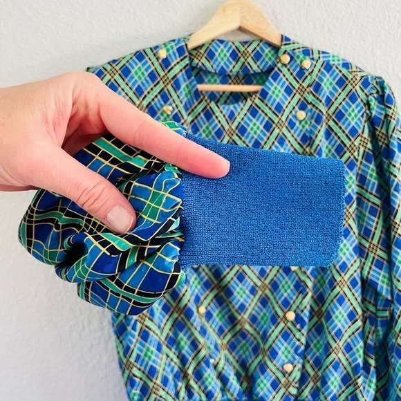 Vintage plaid gold button long sleeve blouse - Picture 12 of 13